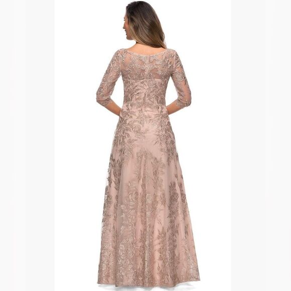 La Femme 28053 Lace V-Neck A-Line Formal Gown in Champagne Size 14 $578 - Picture 3 of 4